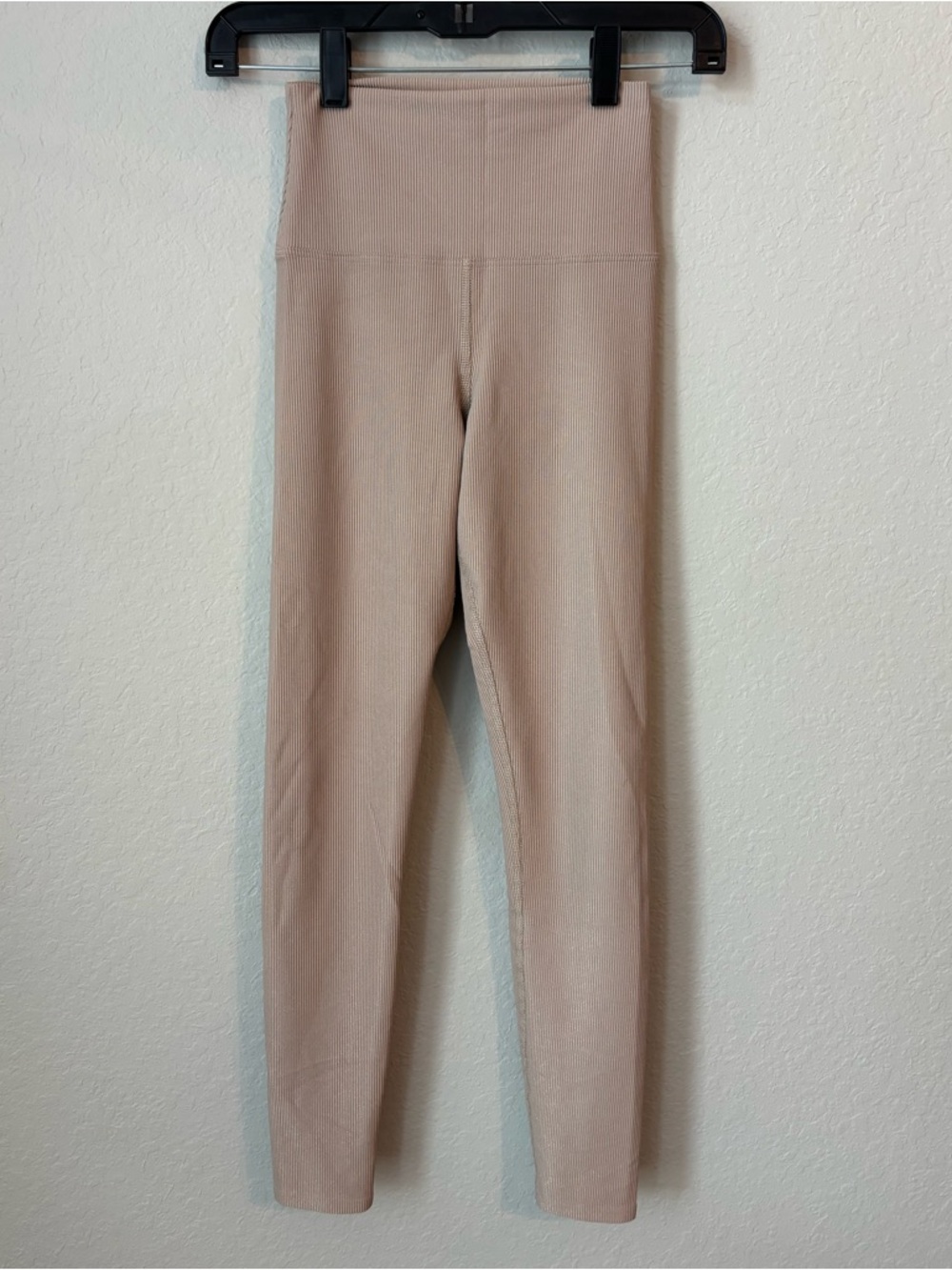 Beach Riot Sport Active High-Waist Ribbed Leggings in Beige Shimmer Size X-Small